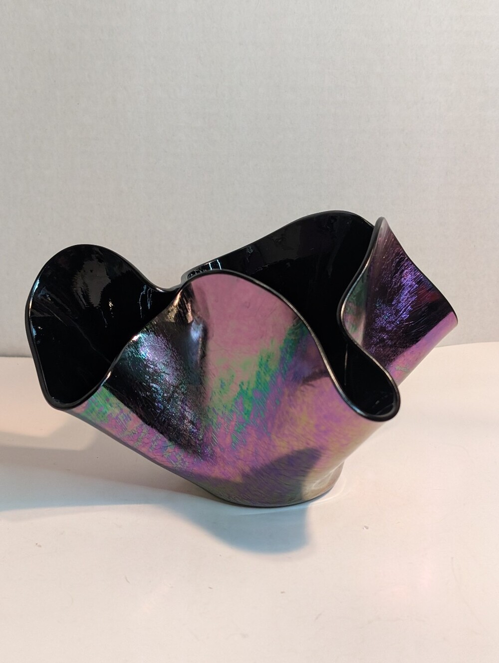A Vintage Alaskan Handkerchief Bowl Signed By artist Salli Burgin. I'm